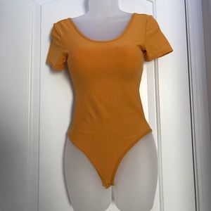 Ellie and Kate Bodysuit Woman’s Size Small